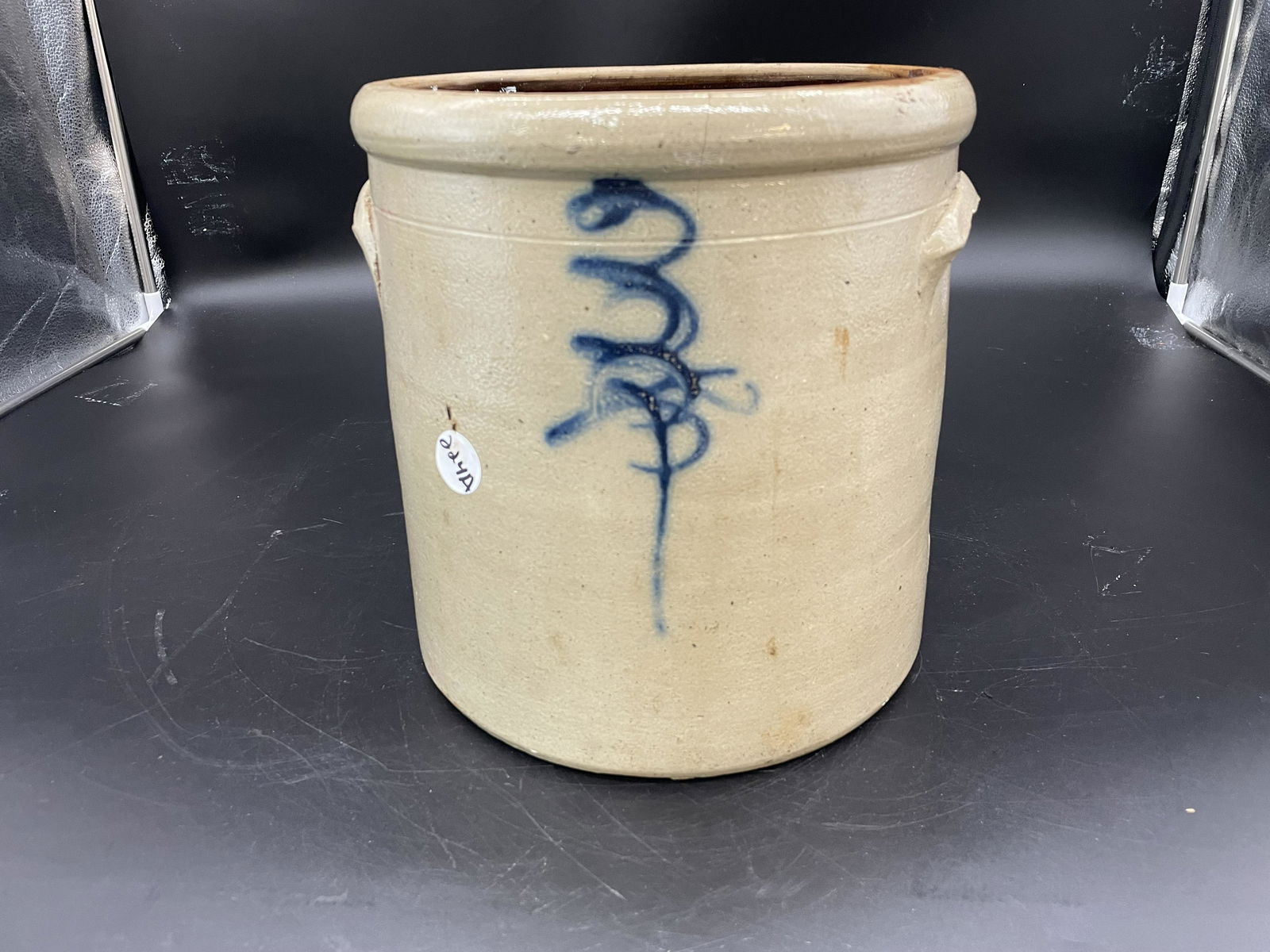 Three Gallon Bee Sting Crock (1 of 3)