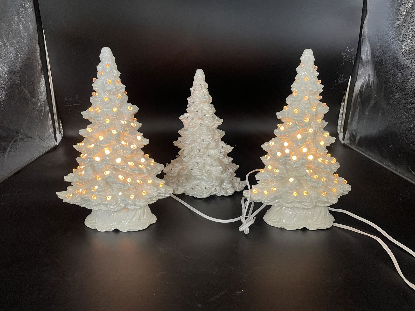 Three Ceramic Christmas Tree (1 of 2)