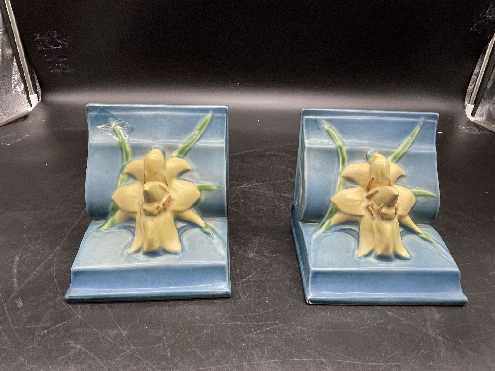 Roseville Bookends (1 of 3)