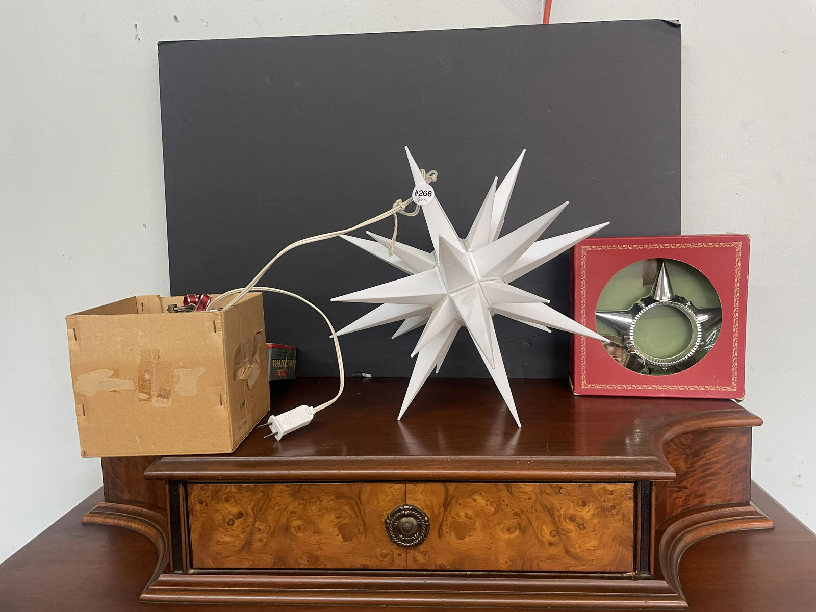 Three Vintage Christmas Ornaments (1 of 4)