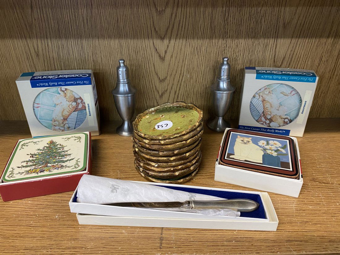 Mixed Lot: coaster plus.