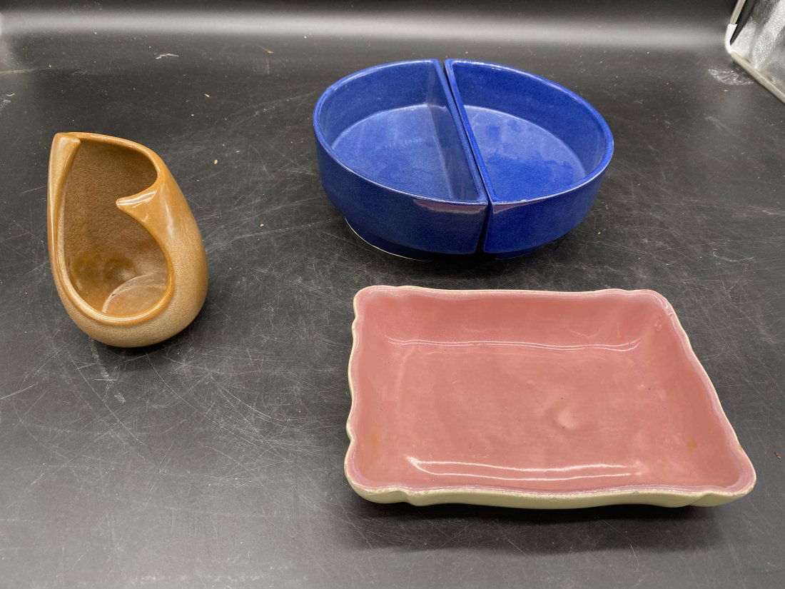 Four Pieces Mid-Century Modern Pottery (1 of 7)