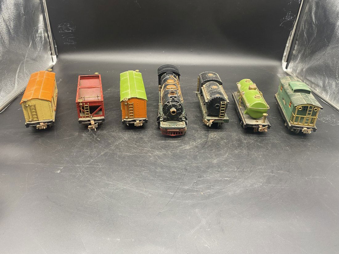 Pre-War Lionel Train (1 of 9)