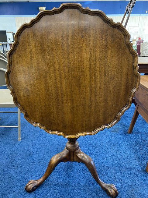 Mahogany Tilt Top Table by Henredon (1 of 6)