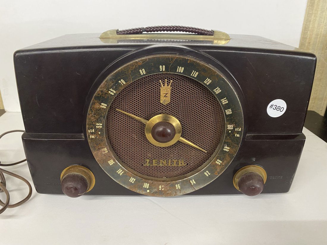 Zenith Air King Radio (1 of 5)