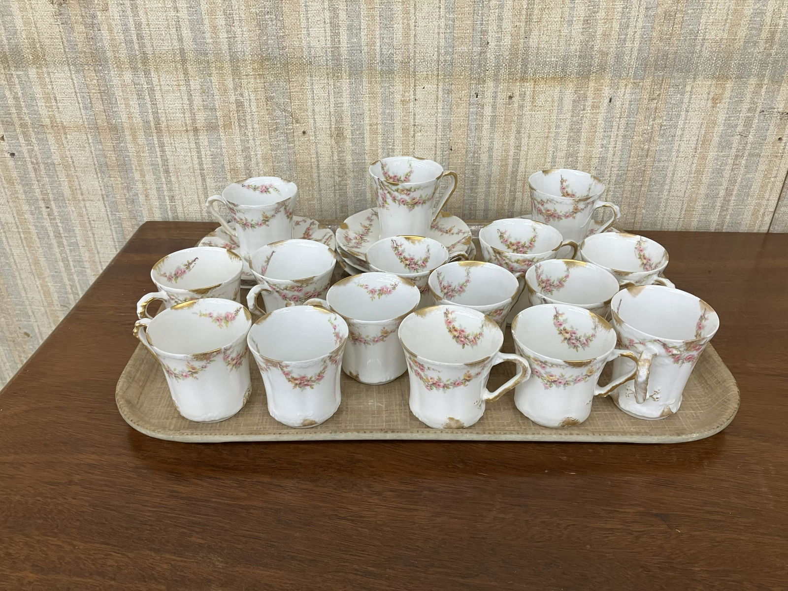 22 Pcs Theodore Haviland Limoges China (1 of 4)