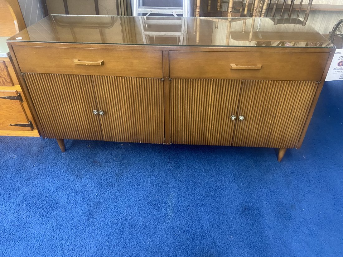 Mid Century Modern Credenza: Measures 31" x 62" x 20". Signed in drawer.