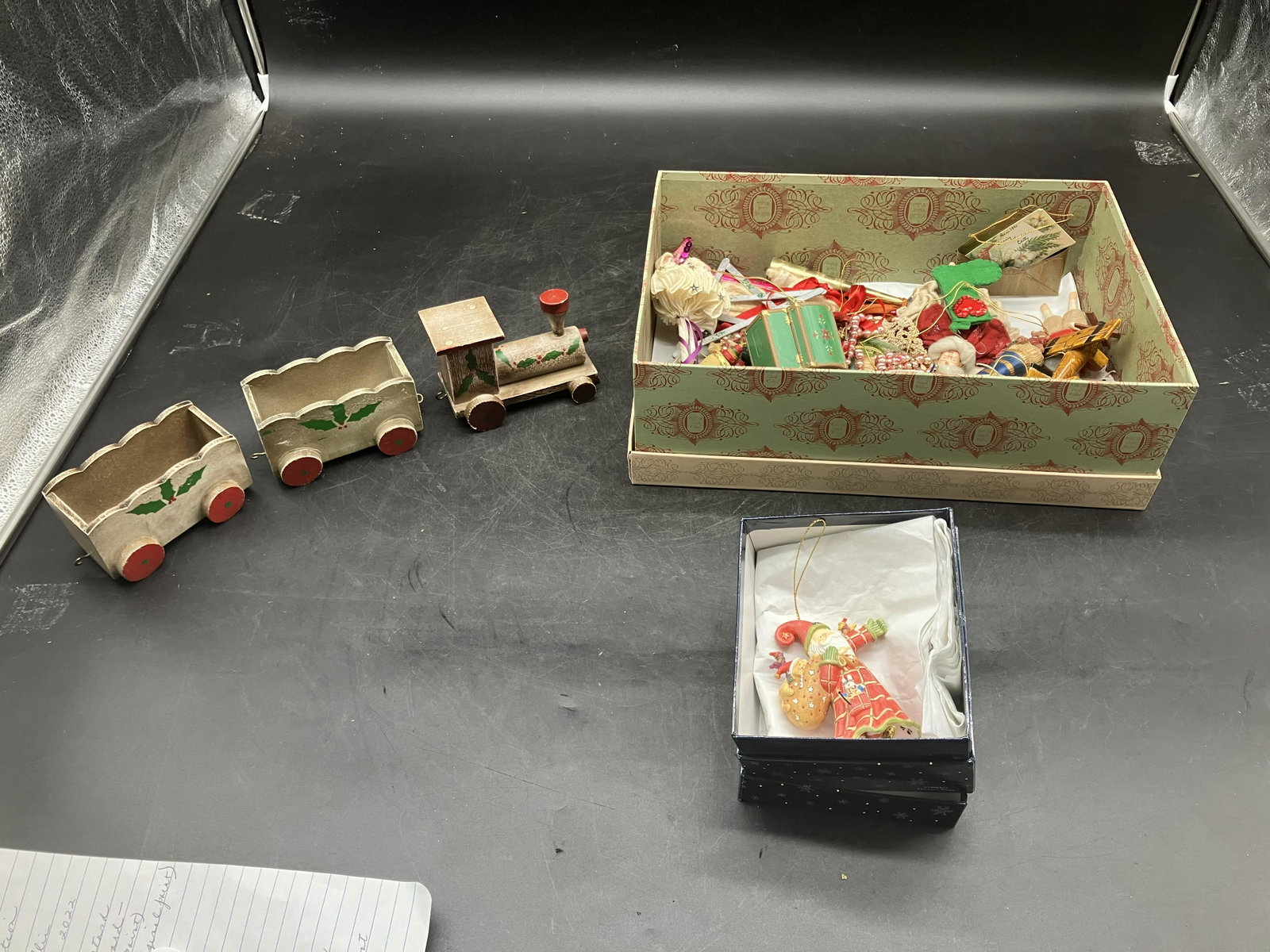 Grouping Of Vintage Christmas Decor Pieces: Includes some high quality vintage Christmas ornaments.