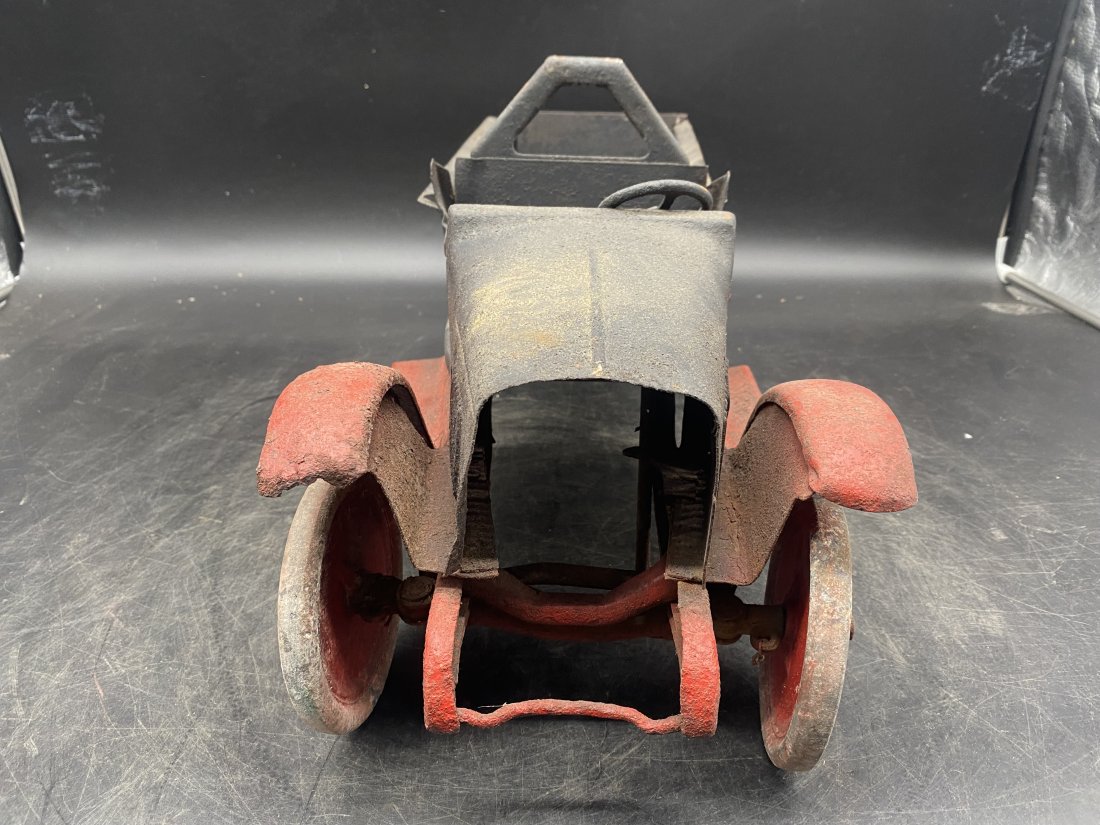 Early Buddy L Dump Truck (1 of 7)