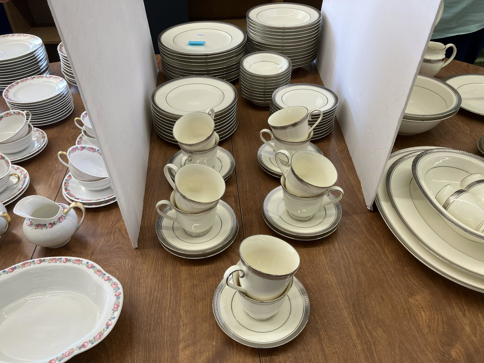 Approx. 70 Pieces Noritake Ardmore Platinum China (1 of 5)