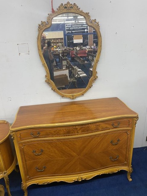 Antique French Satinwood Dresser with Mirror: dresser is 36"x50"x24", matching mirror is 44"x28", has original matching hardware, matches items # 136,138,139,140