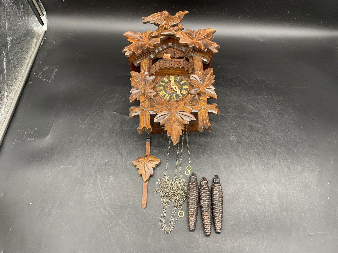 German Black Forest Coo-Coo Clock (1 of 7)
