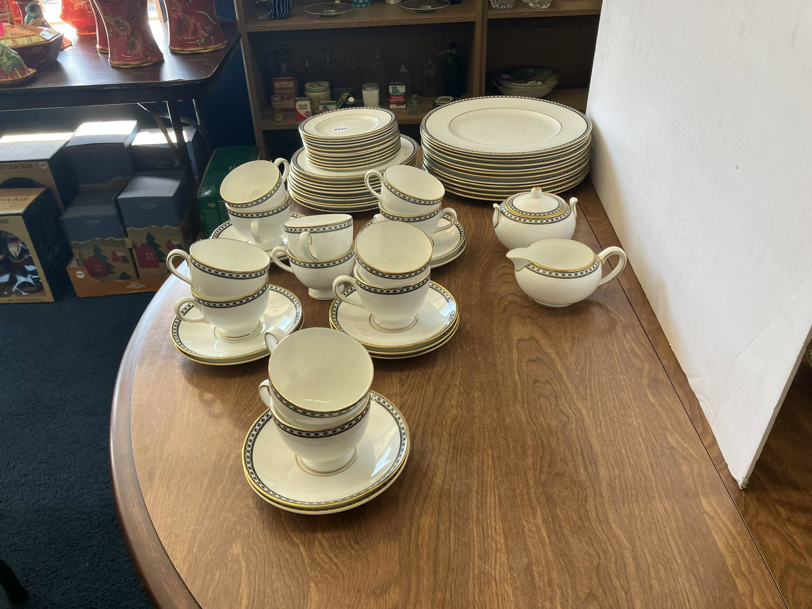 Approx. 50 Pcs Wedgwood Black Ulander: Appears to be a service for 12, with creamer sugar. Dinner plates measure 11" W.