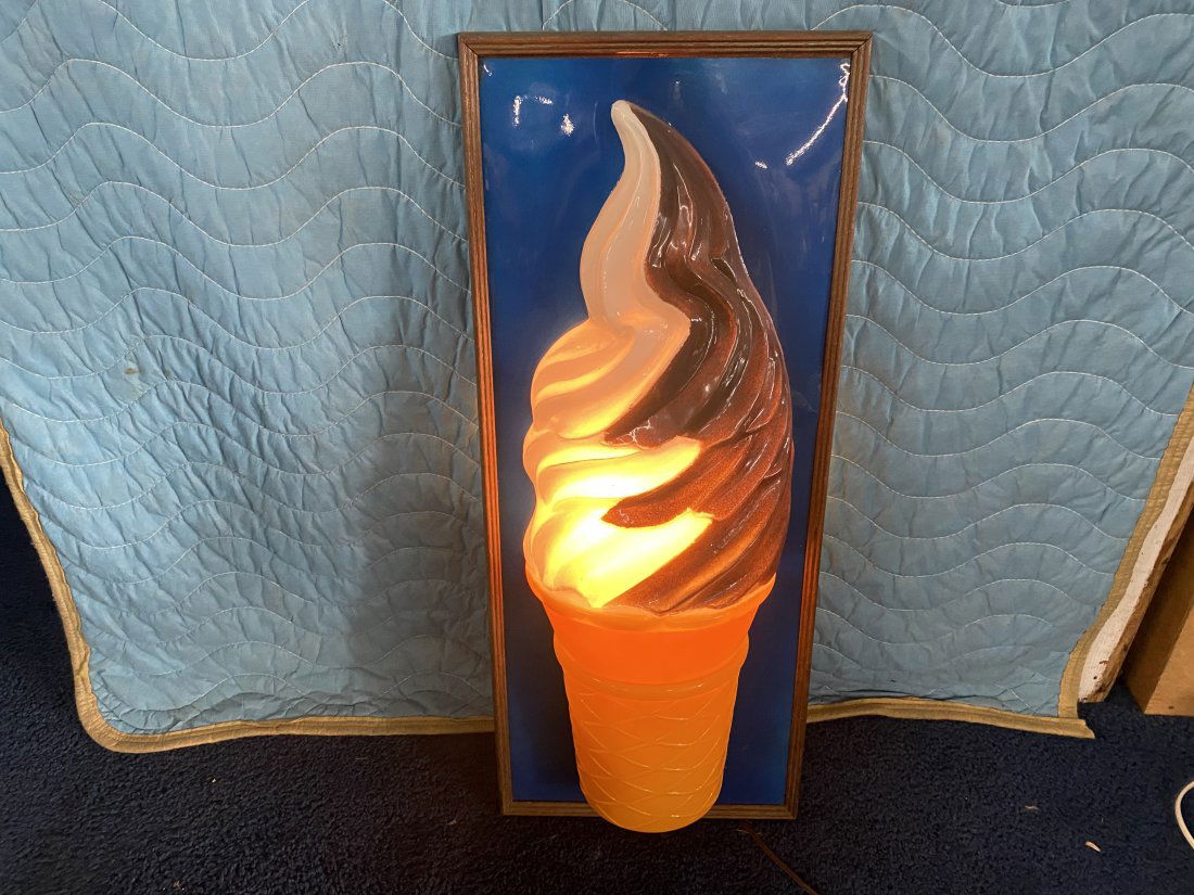 Vintage Ice Cream Sign (1 of 4)