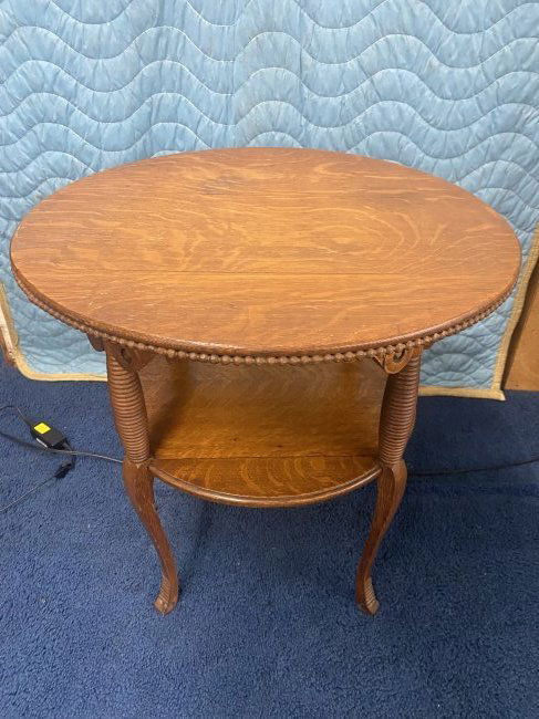 Antique Oak Parlor Table (1 of 6)