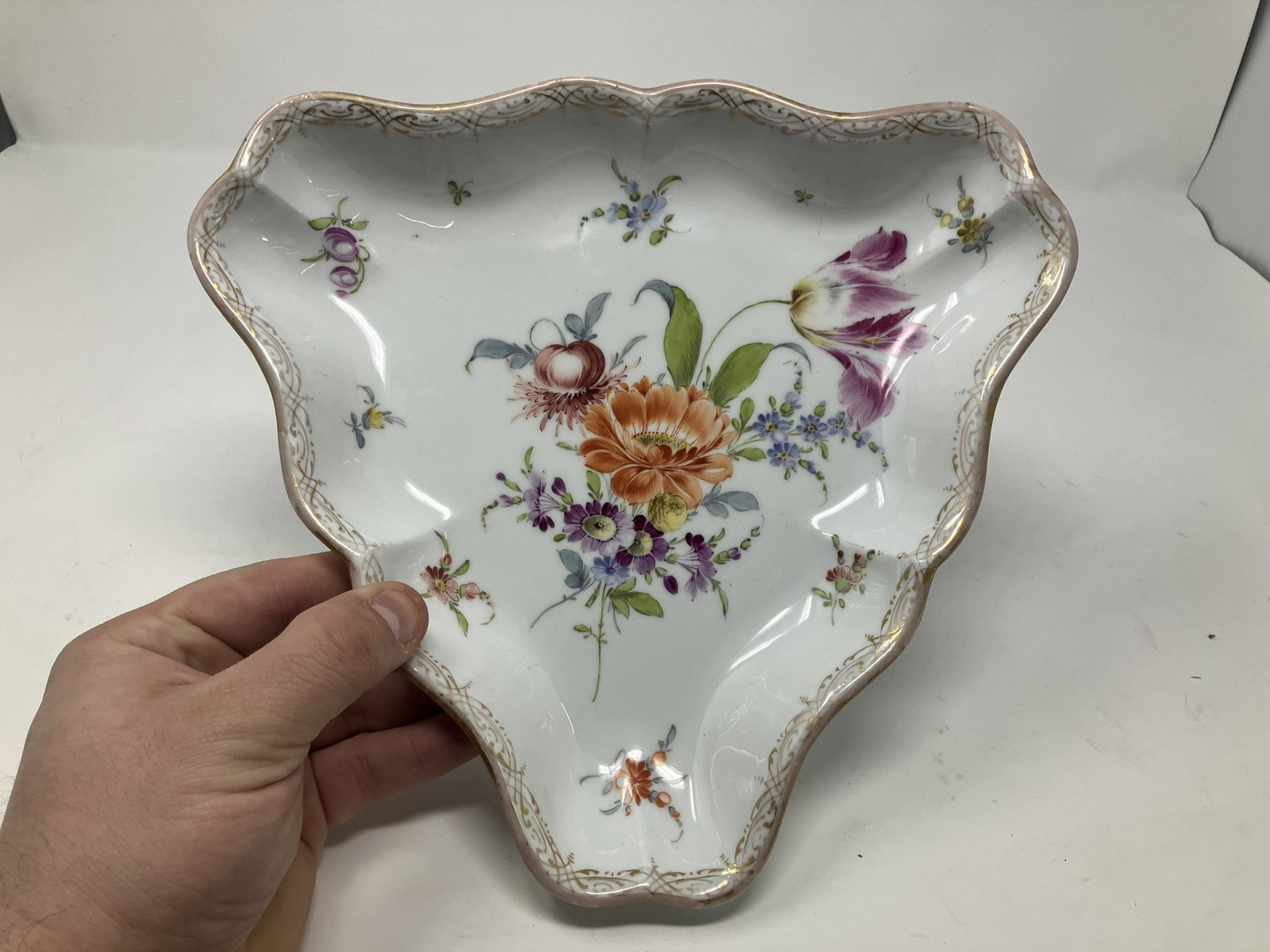 Meissen Dish: cross swords, 10"x9.5".