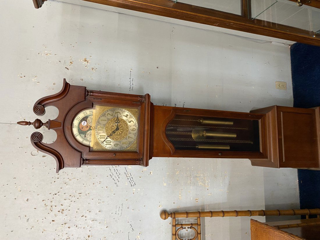 Cherry Colonial Grandmothers Clock (1 of 8)