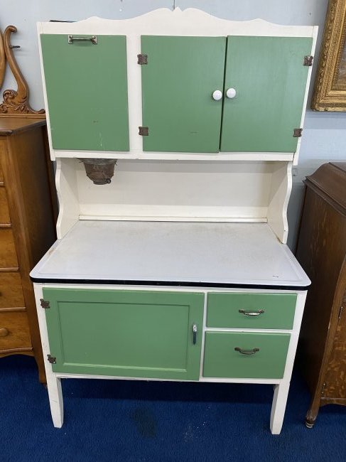 Art Deco Porcelain Top Kitchen Cabinet (1 of 10)