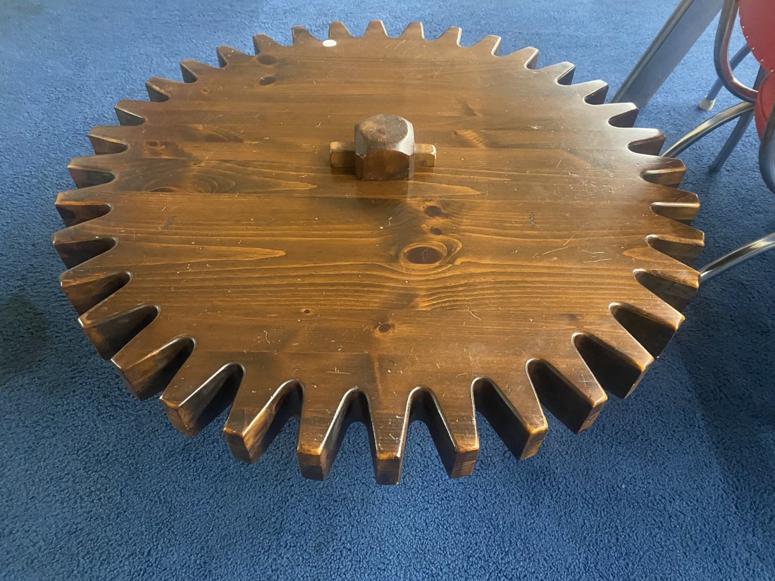 Mid-Century Modern Table: 16"x38", shaped like rotary club