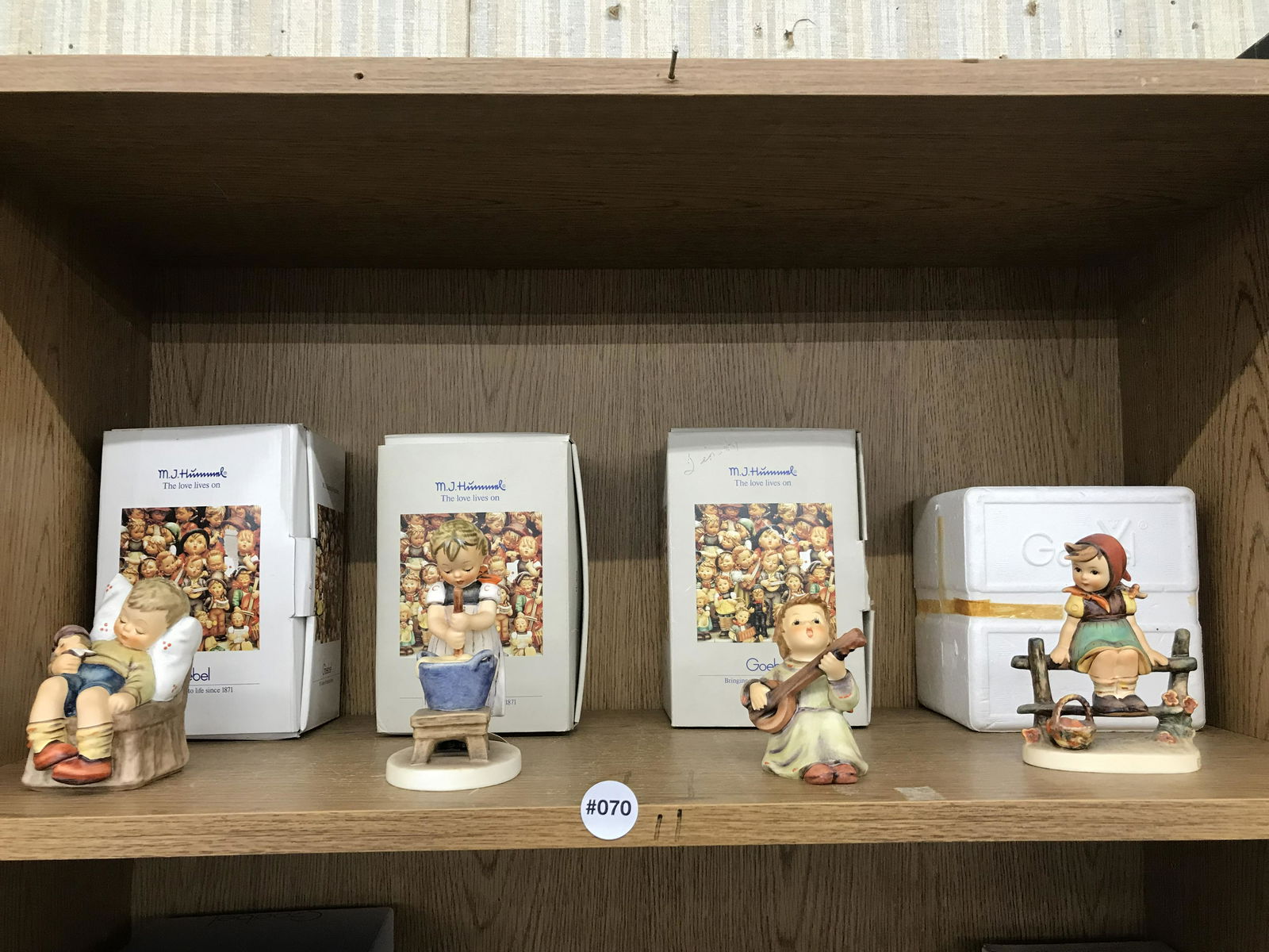 Four Hummels (1 of 3)