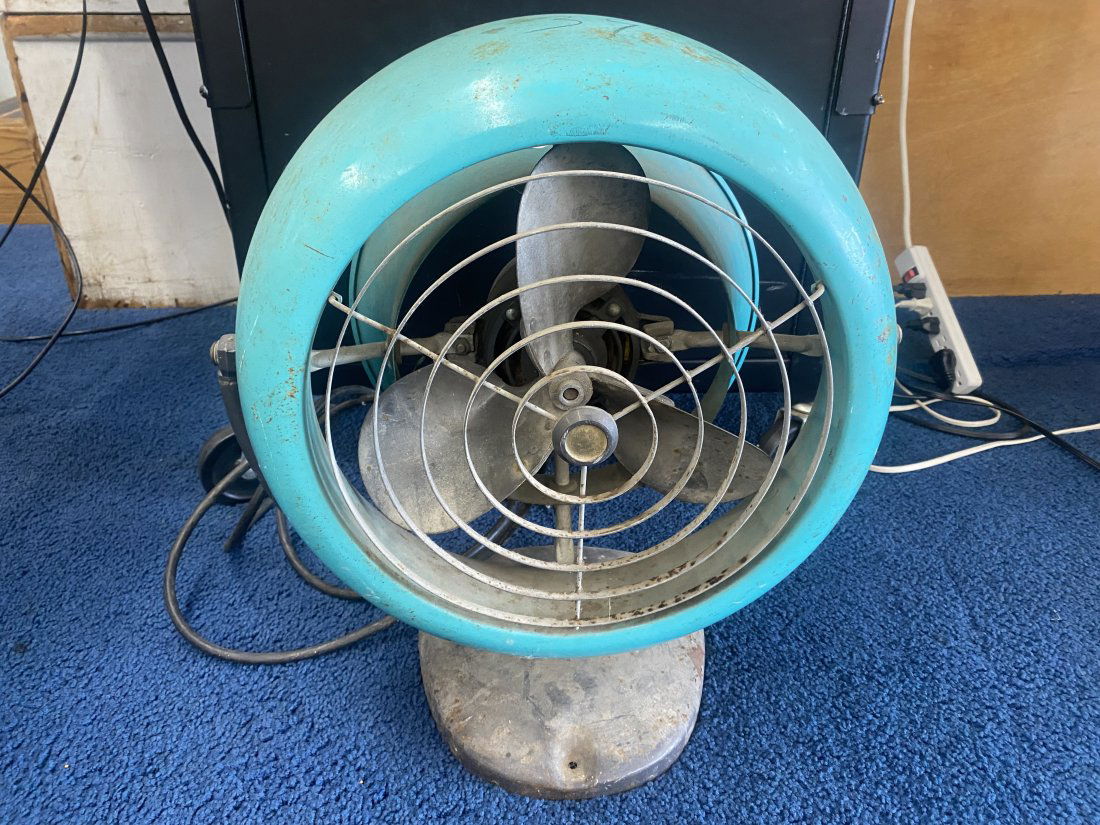 Vintage Vornado Fan (1 of 2)