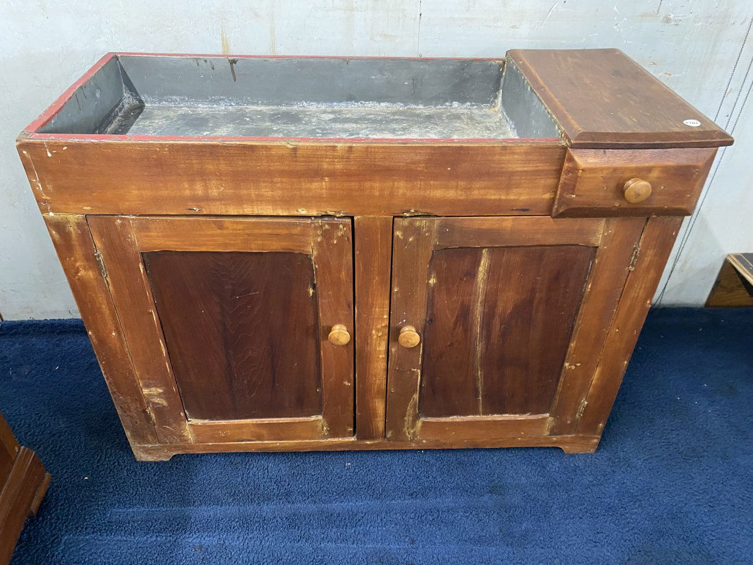 Primitive Drysink (1 of 6)