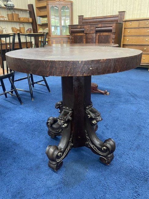 Carved Oak Parlor Table (1 of 5)
