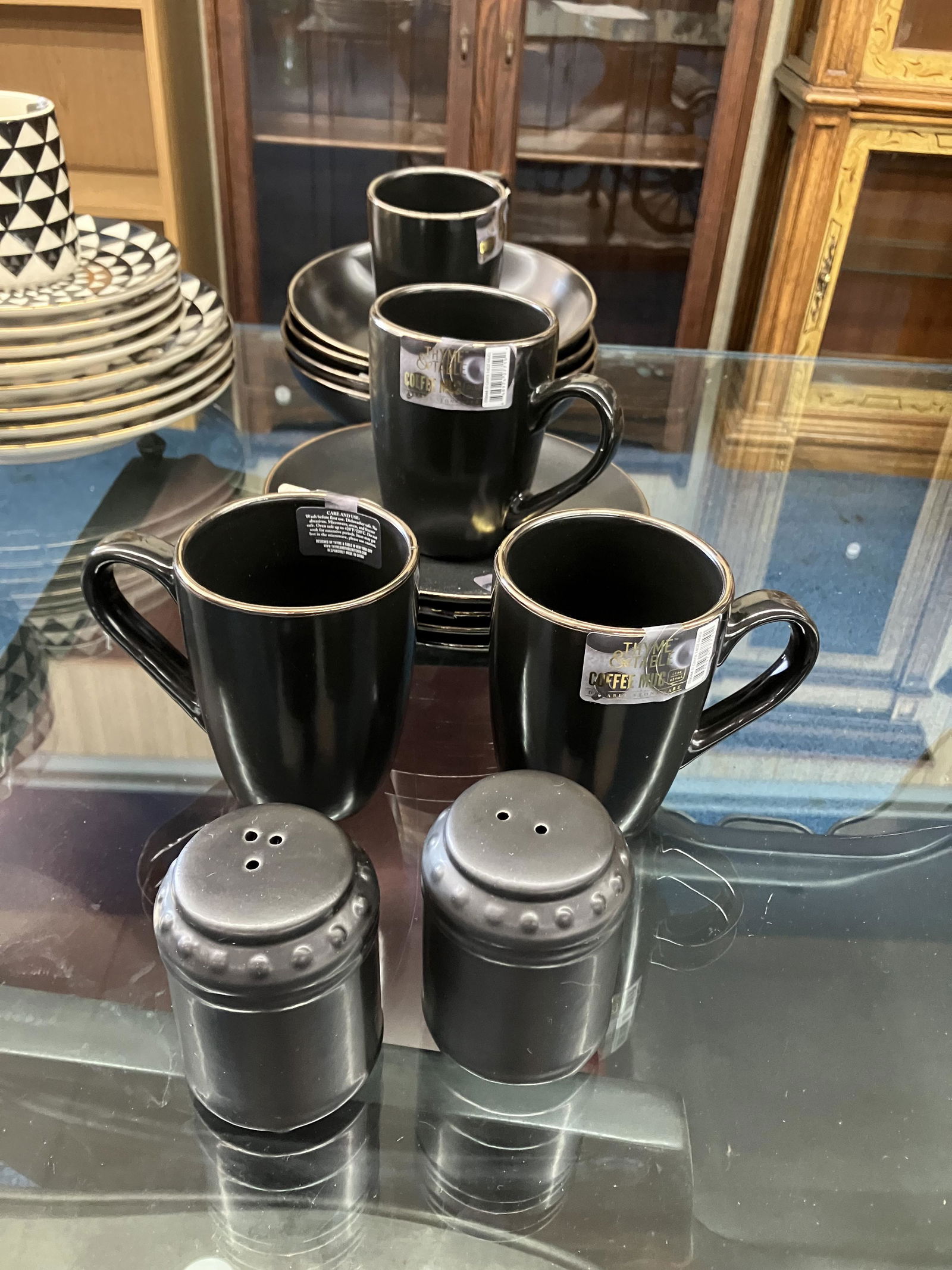 14 Pcs Thyme & Table Onyx Stoneware (1 of 4)