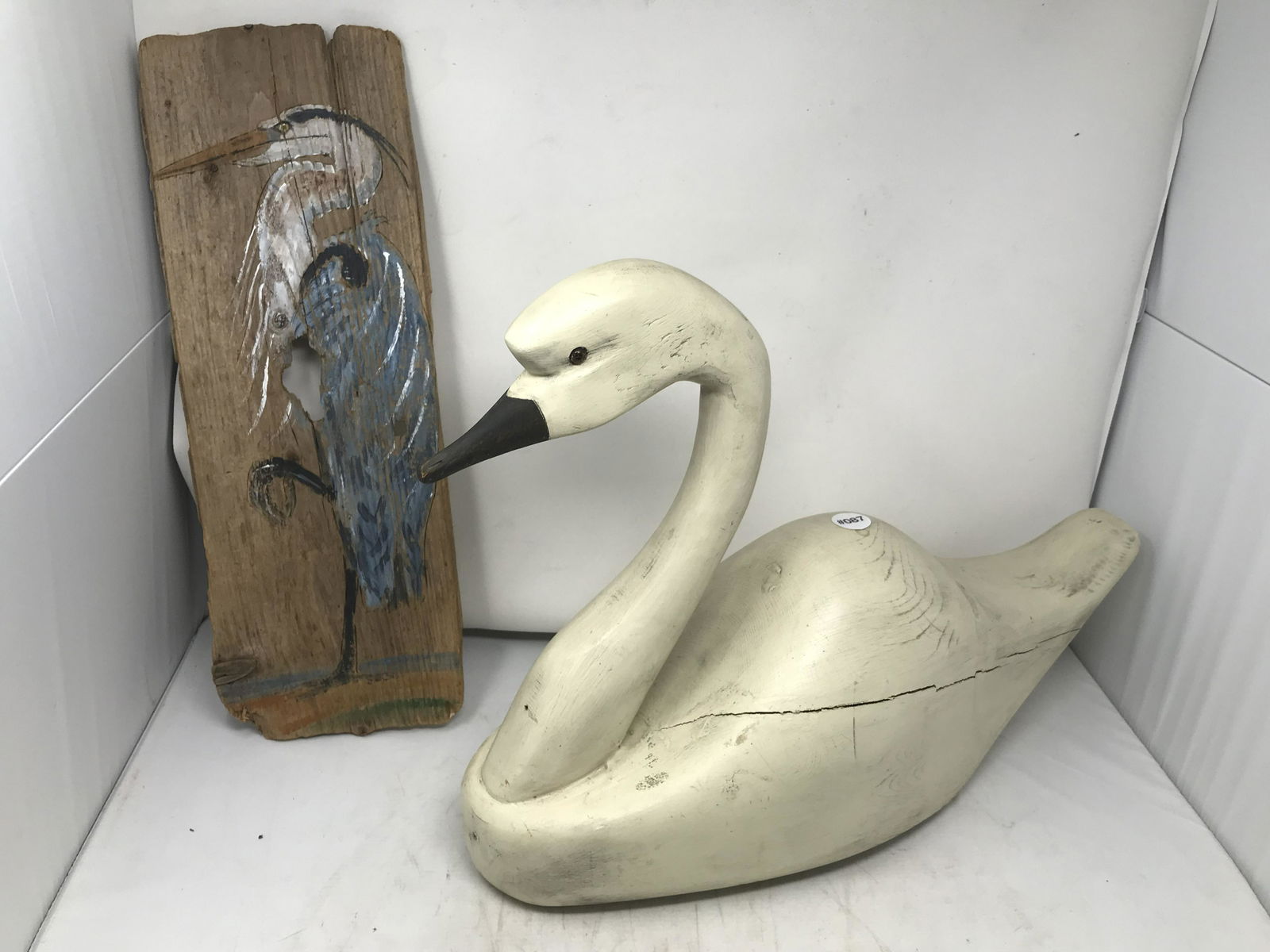 Carved Swan Decoy & Sign (1 of 4)