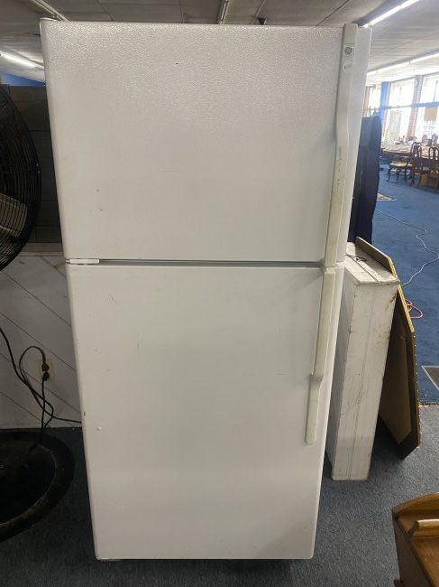 GE Refrigerator (1 of 6)