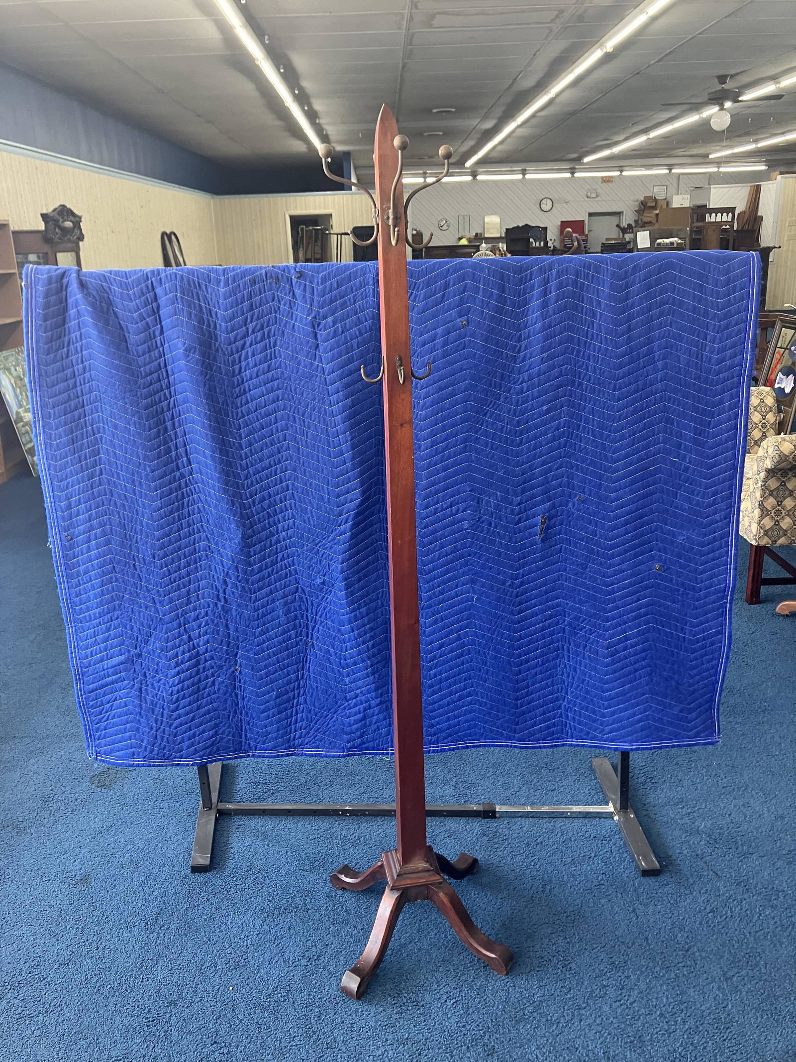 Mahogany Clothes Tree Auction
