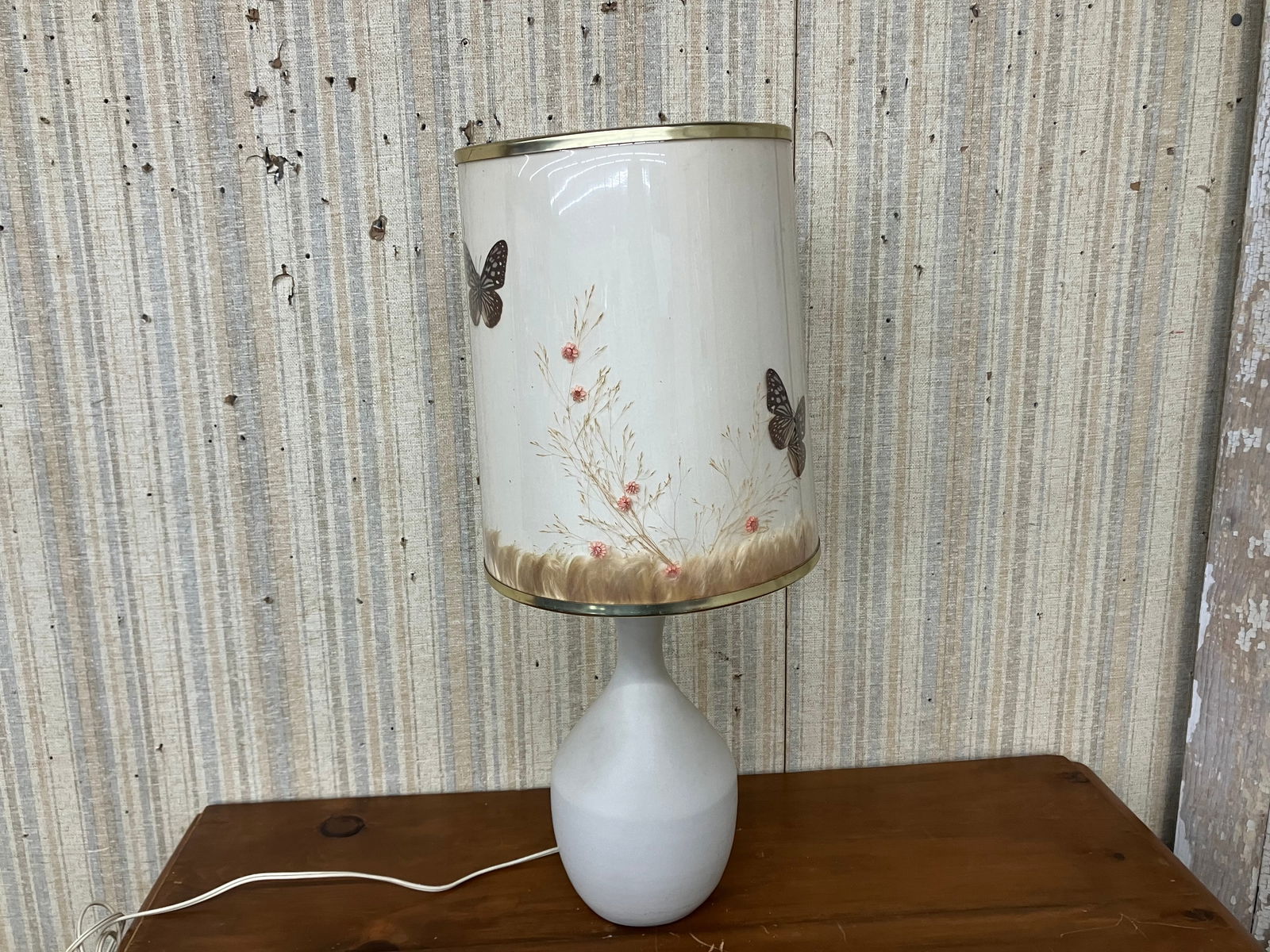 Van Briggle Pottery Lamp (1 of 4)