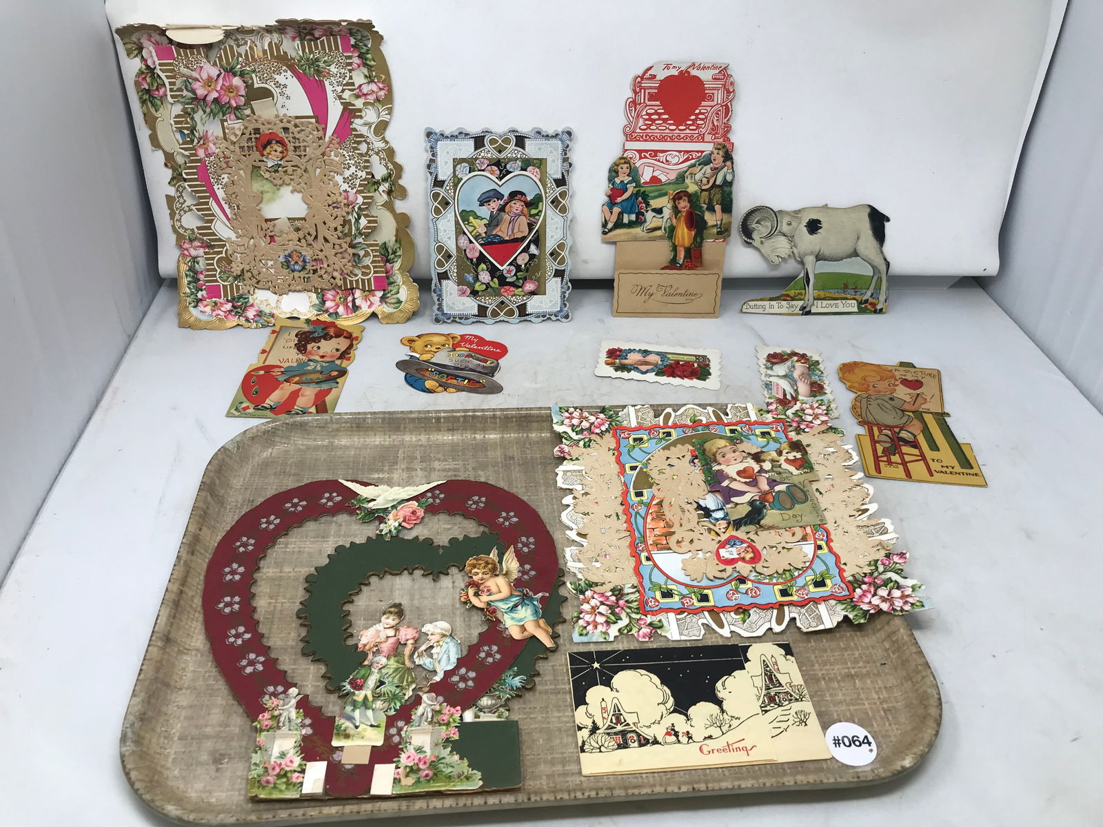 Selection of Antique & Vintage Valentines (1 of 4)