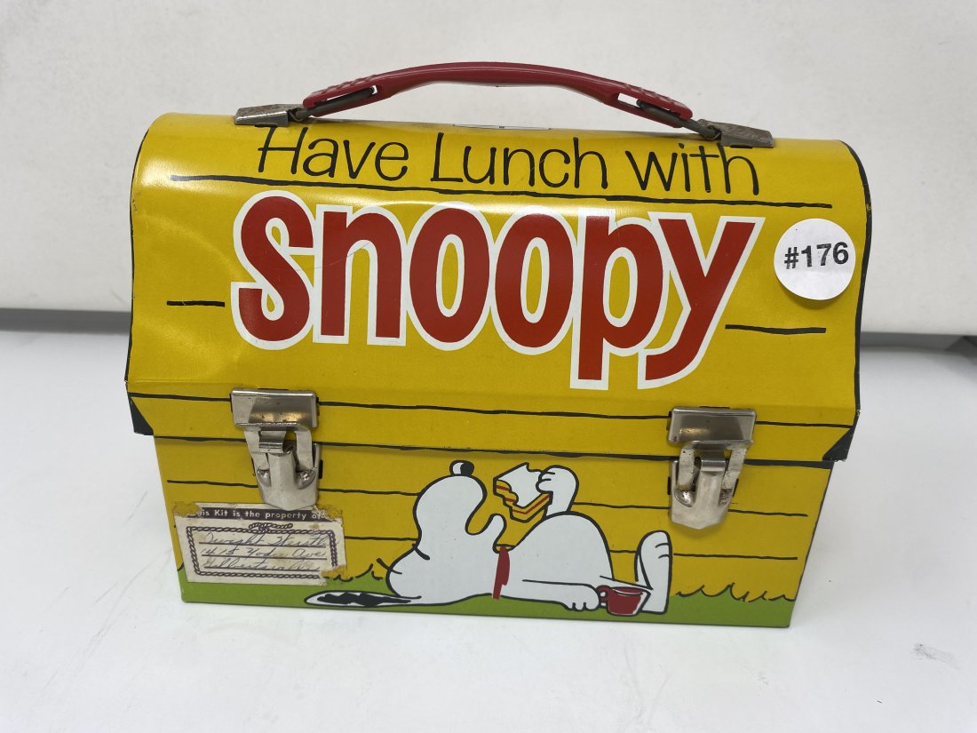 Vintage Snoopy Lunch Box with Thermos (1 of 9)