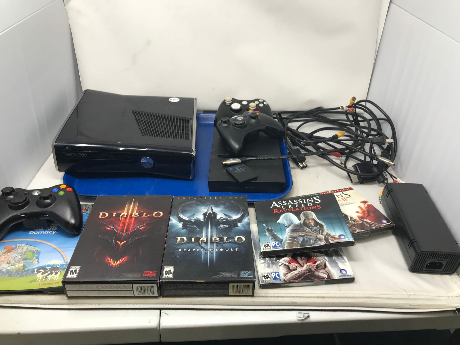 Xbox 360 & PlayStation (1 of 3)