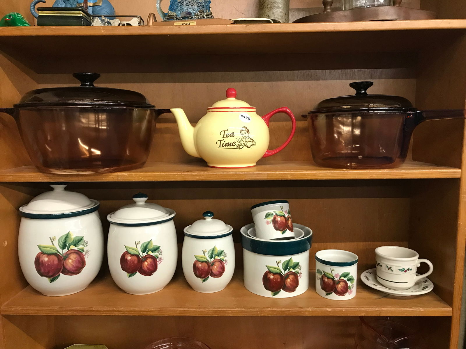 Cannister Set & Cookware (1 of 4)