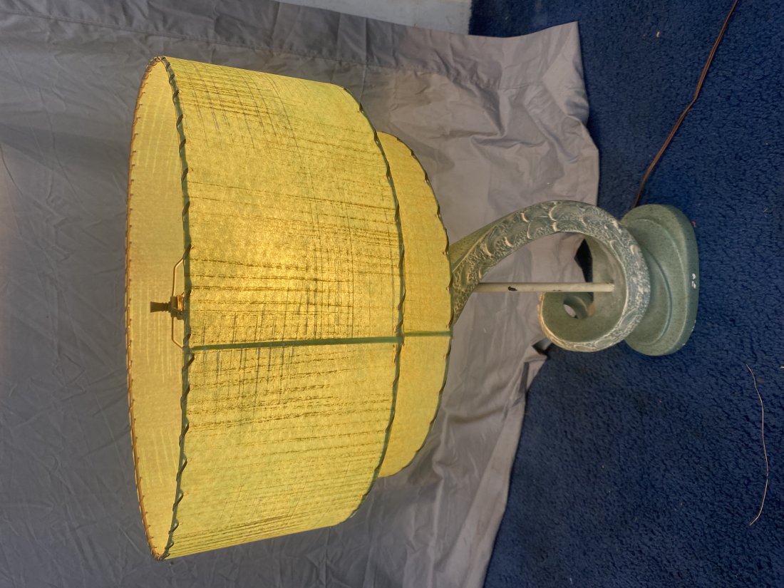 Mid Century Modern Table Lamp (1 of 6)