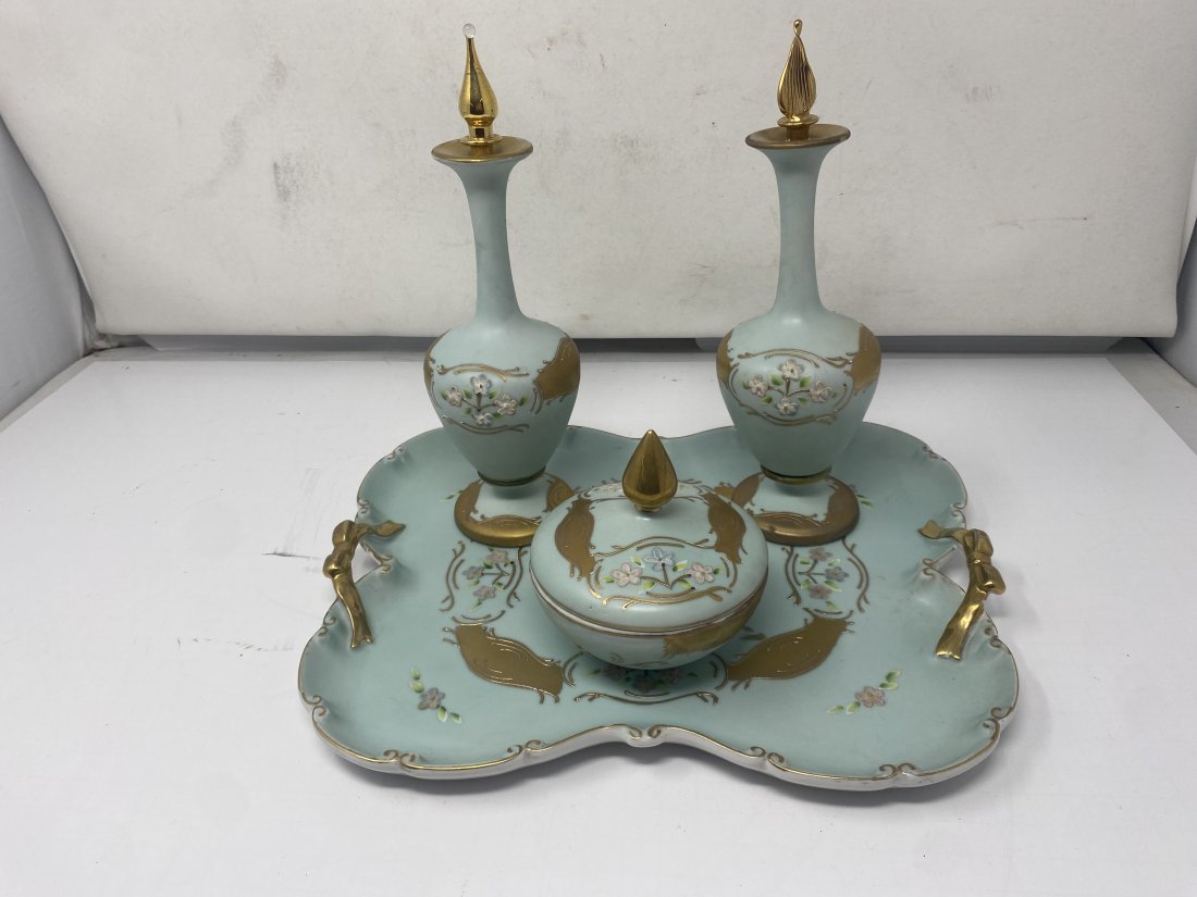 Royal VIenna Dresser Set (1 of 11)