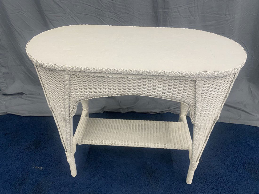 Vintage Wicker Table (1 of 5)