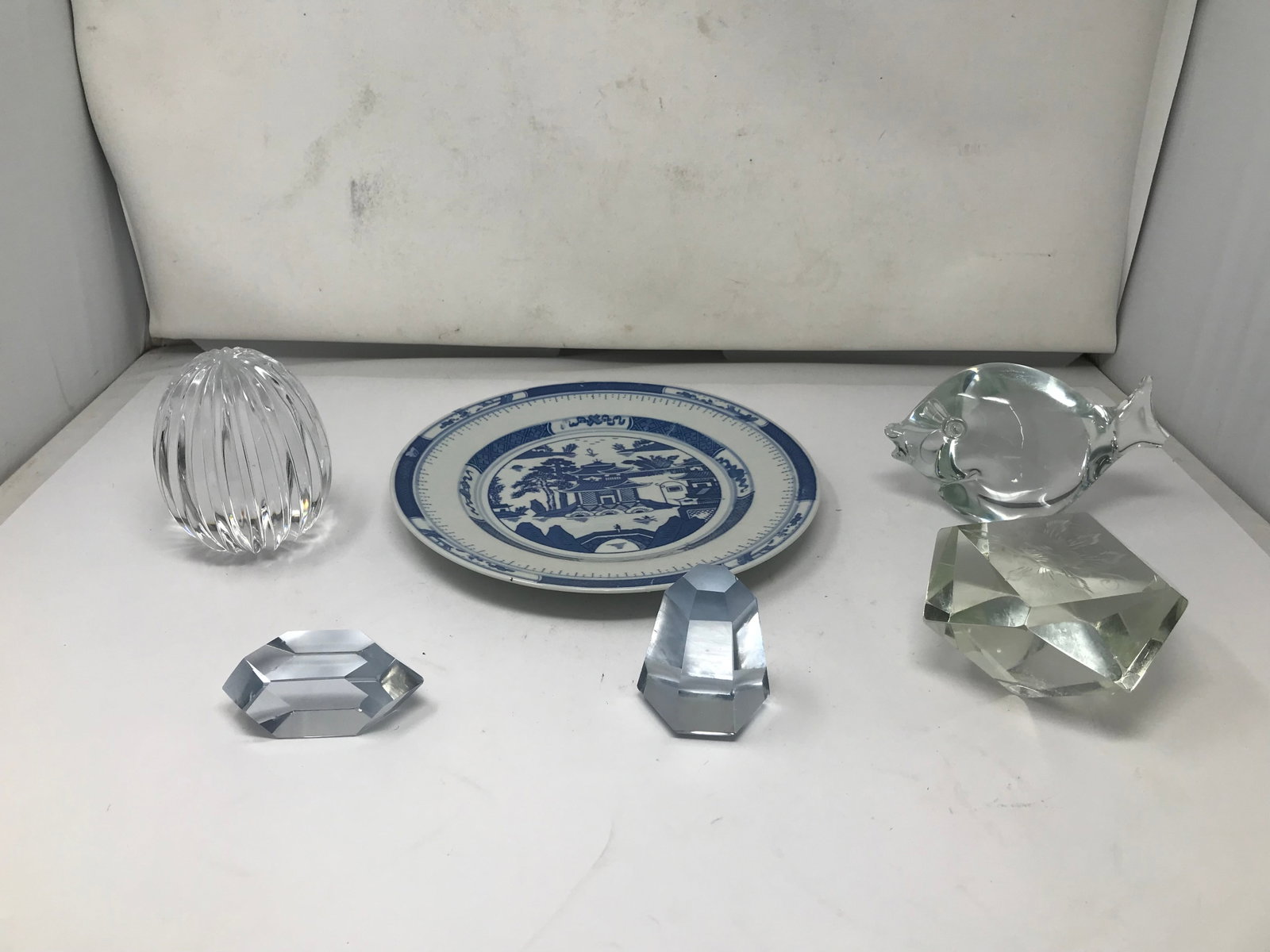 Glass Sculptures Plus: whale signed zanetti, plus, canton plate 9"W.