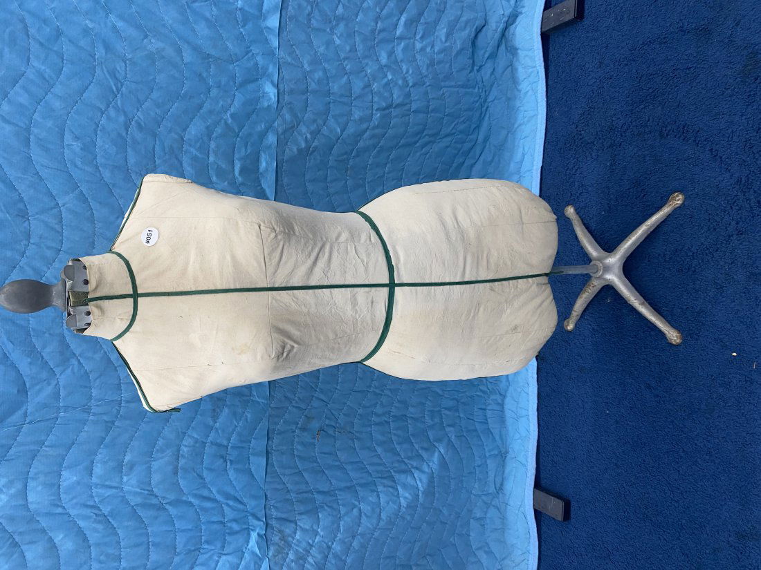 Adjustable Vintage Dress Form (1 of 3)