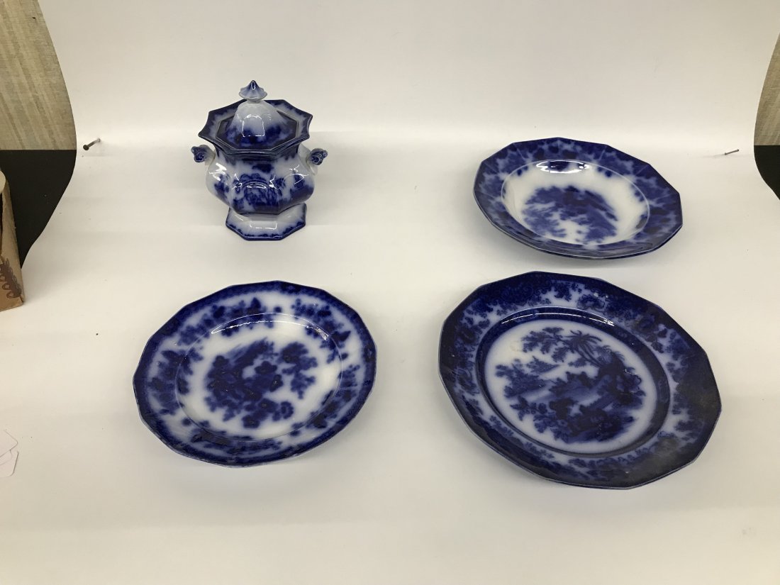 4 Pcs Antique Flow Blue (1 of 5)