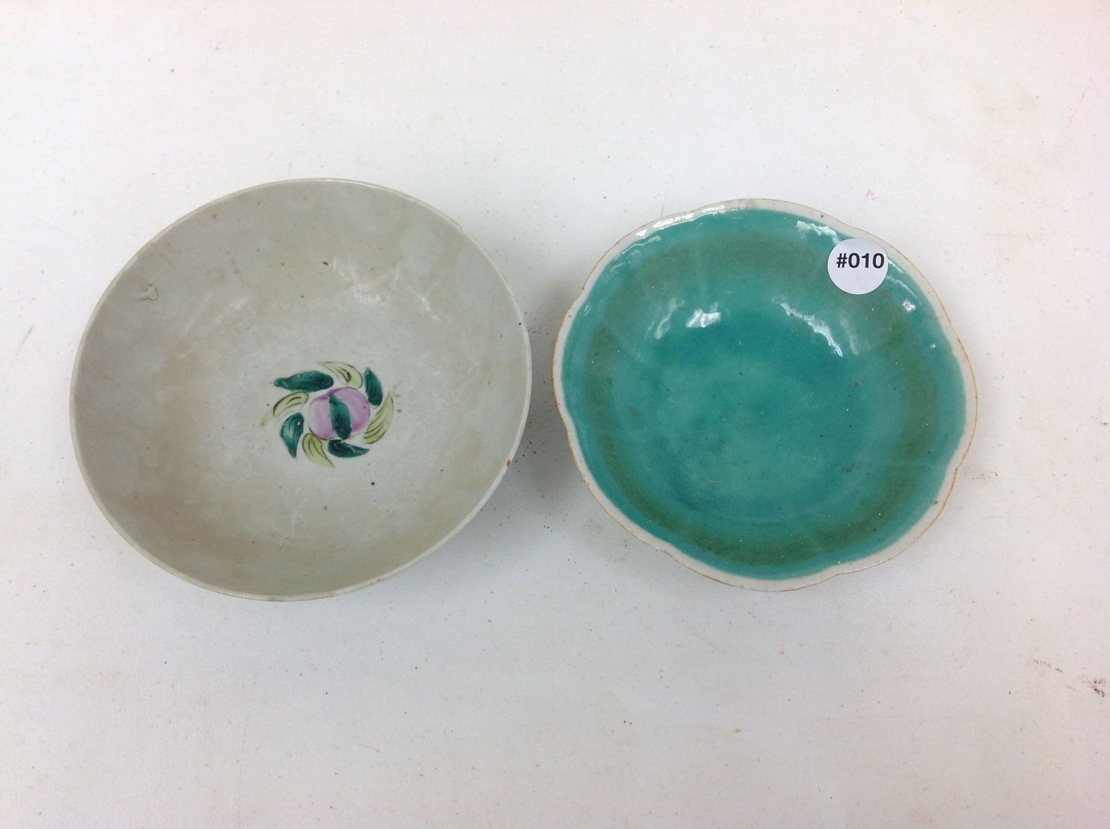 2 Pcs 19thC Chinese Export (1 of 3)