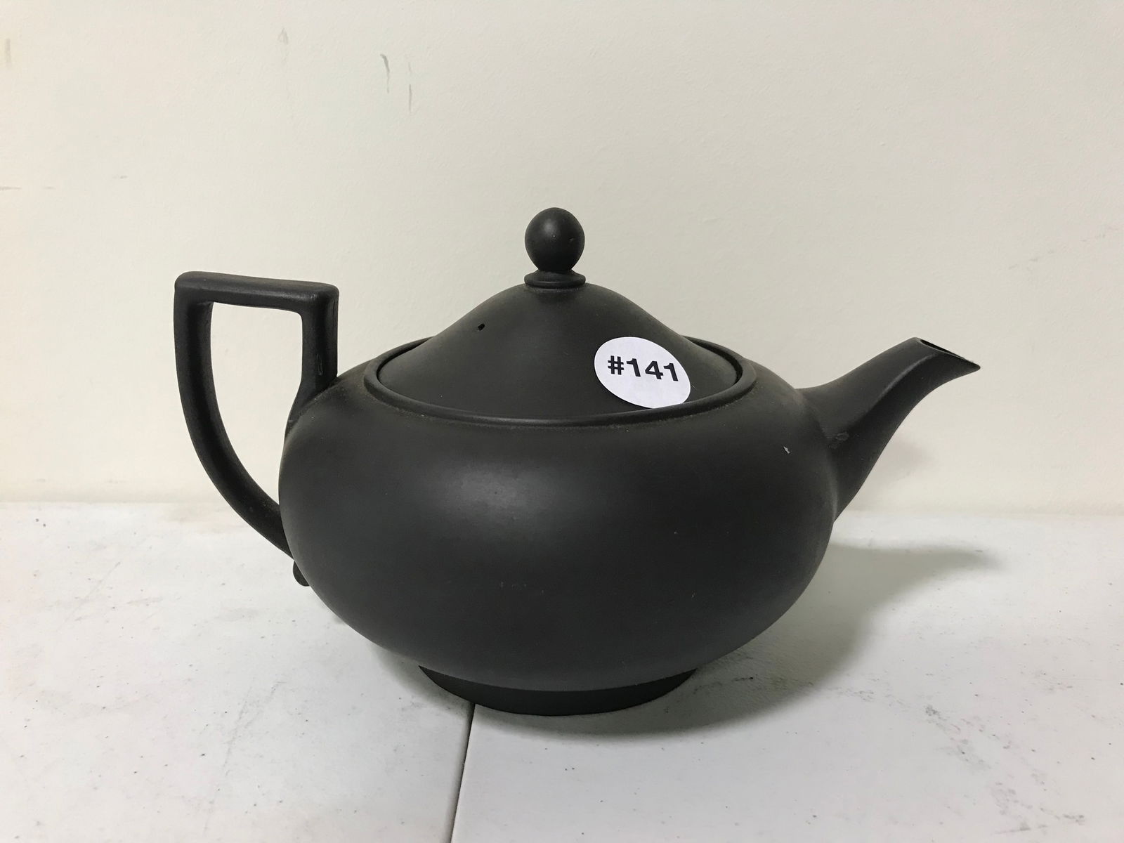 MCM Wedgwood Basalt Tea Pot (1 of 4)