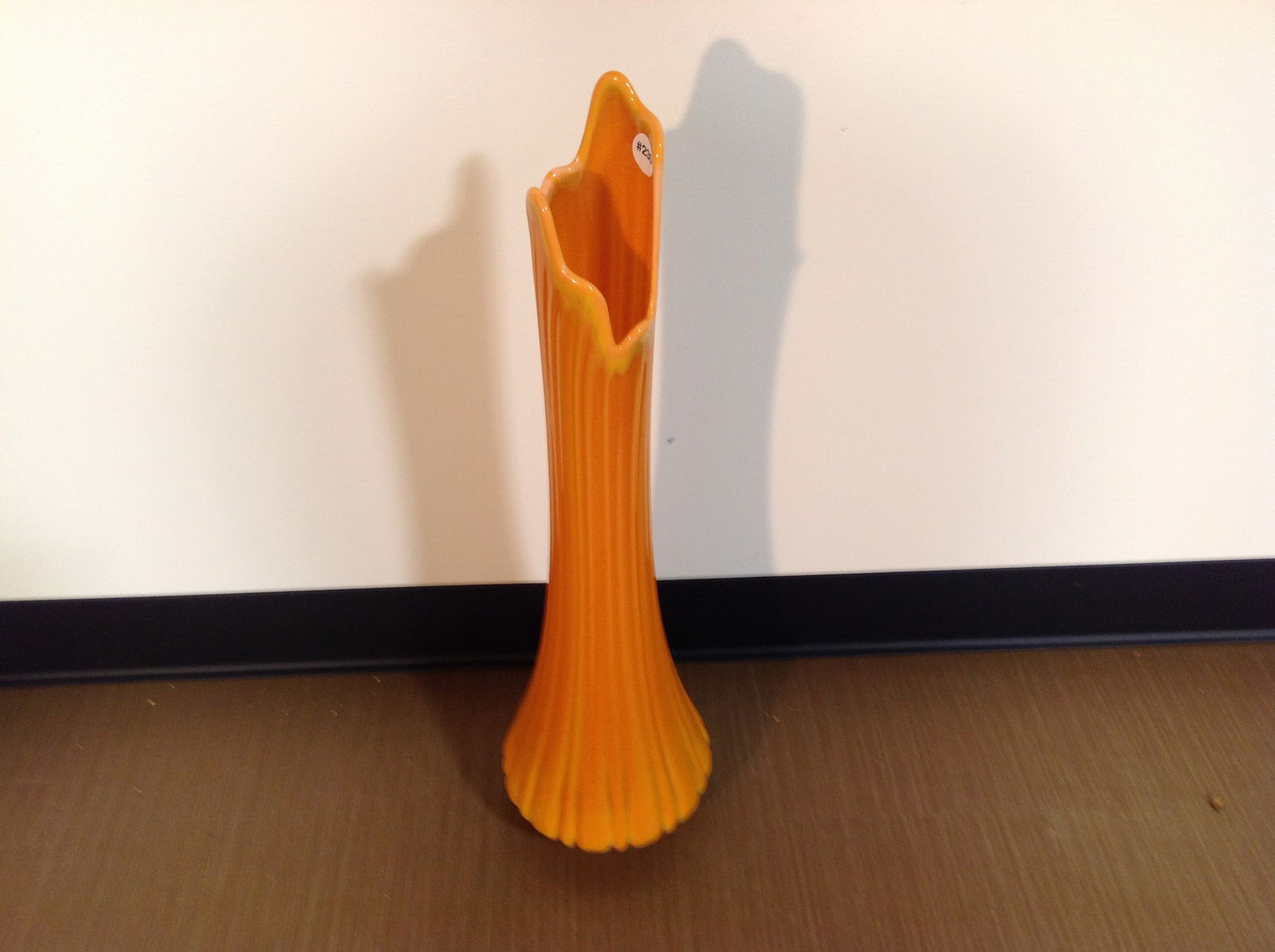 25" LE Smith Bittersweet Swung Glass Vase (1 of 4)