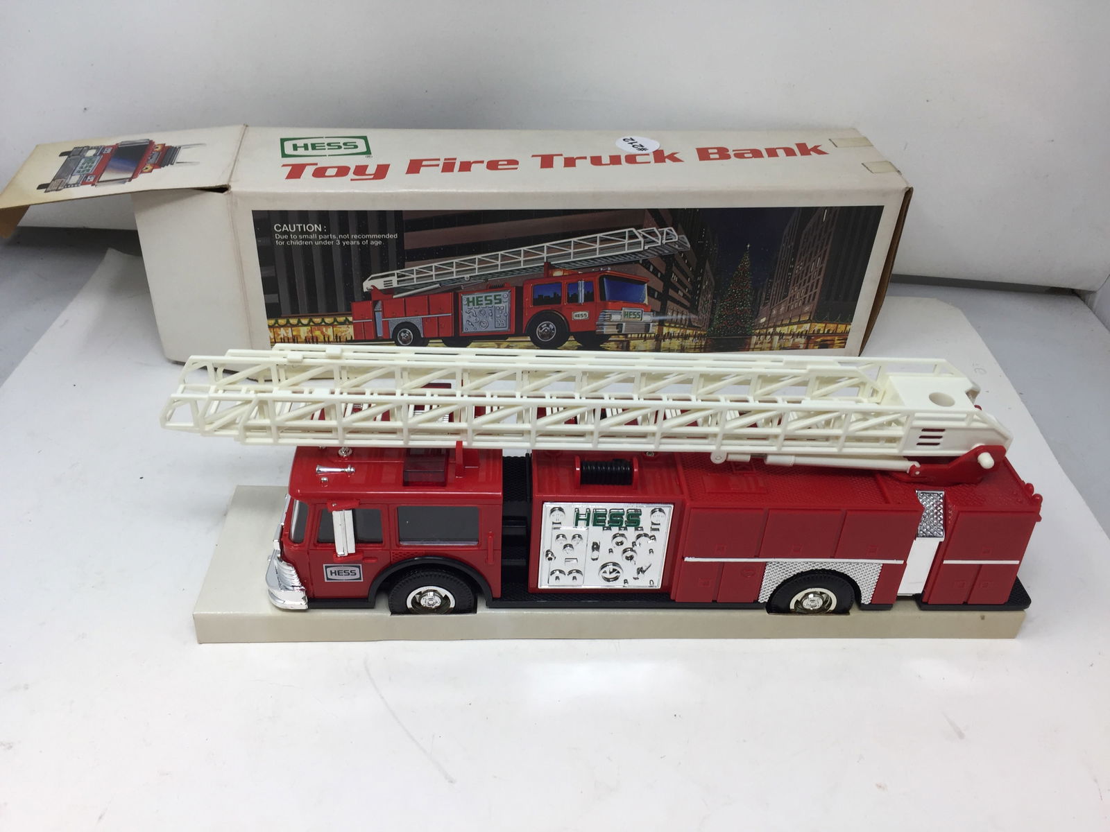 1st Edition Hess Truck (1 of 5)