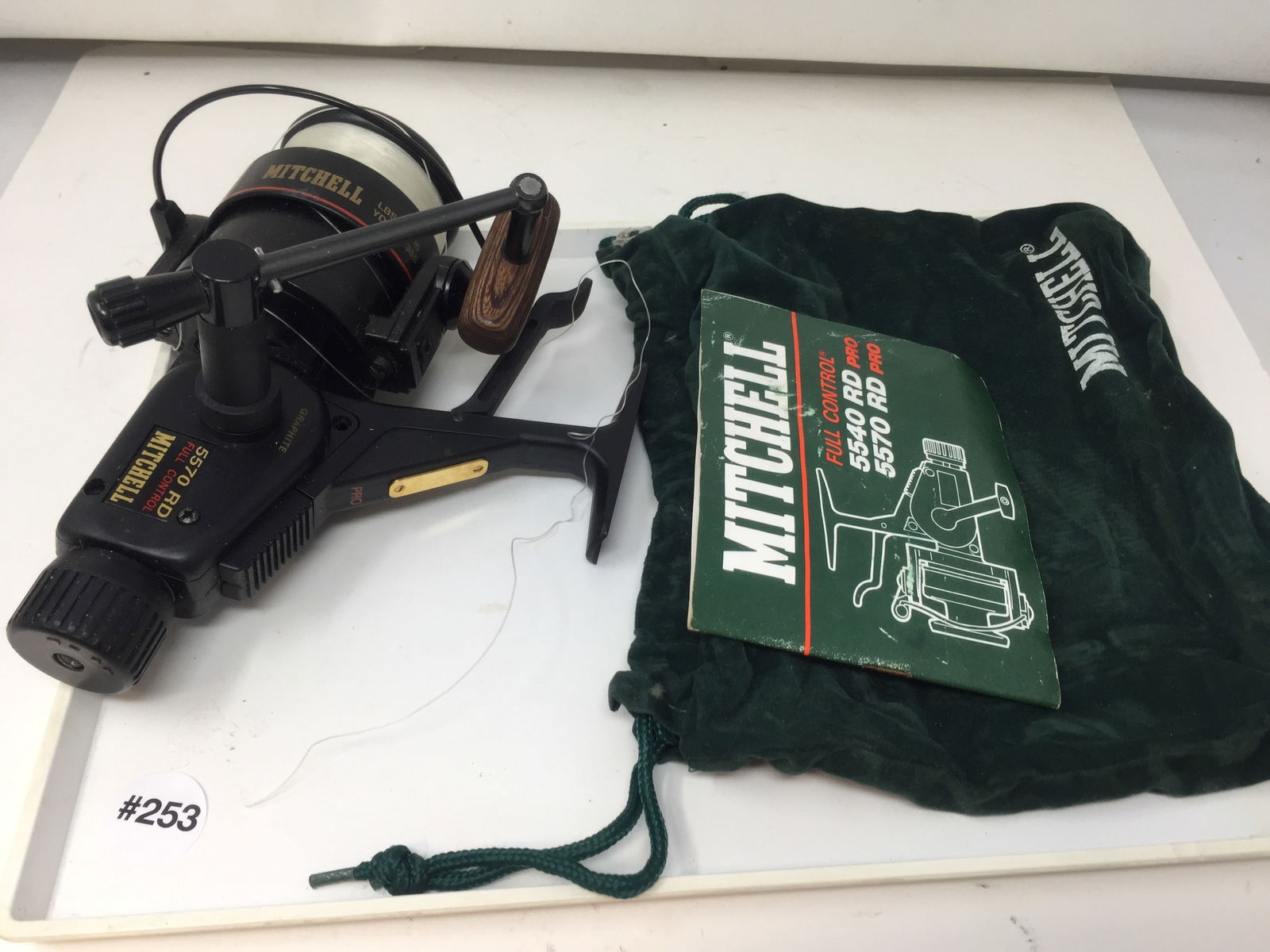 Mitchell Fishing Reel (1 of 3)