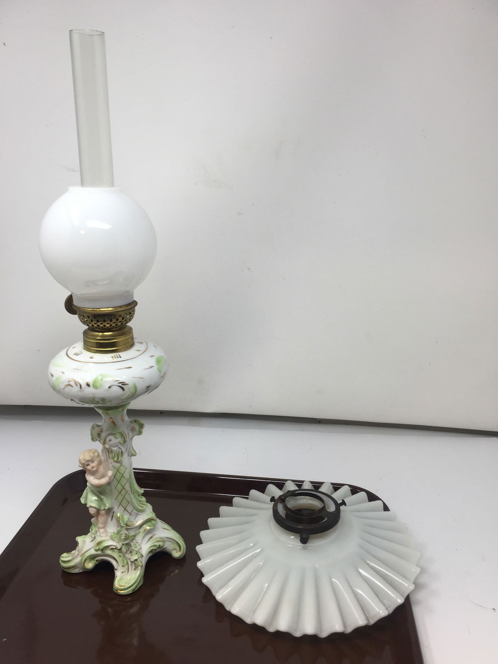 German Porcelain Figural Lamp (1 of 5)