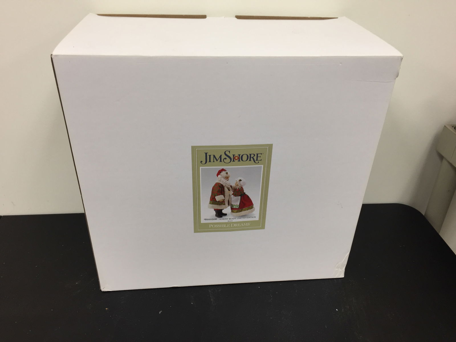 Jim Shore Figurine (1 of 2)