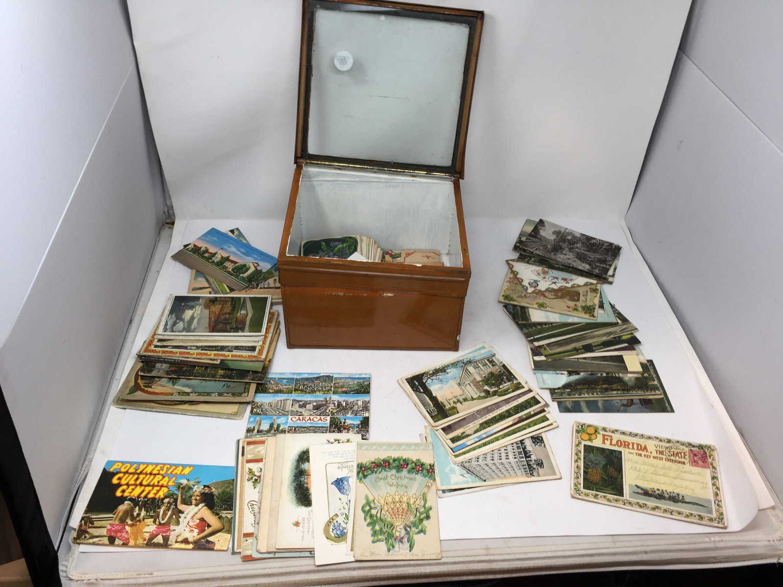 Assorted Vintage Postcards (1 of 6)